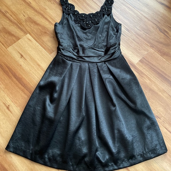 Corey P Cocktail Dress - Picture 2 of 8